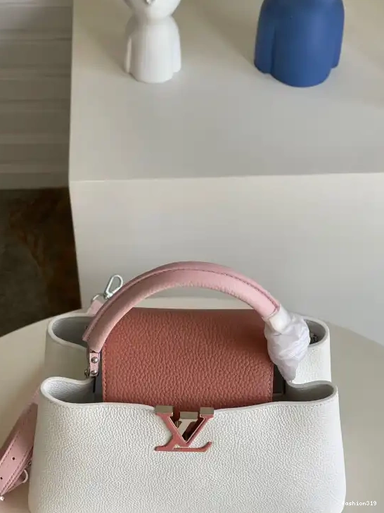 LOUIS VUITTON CAPUCINES BB 0414